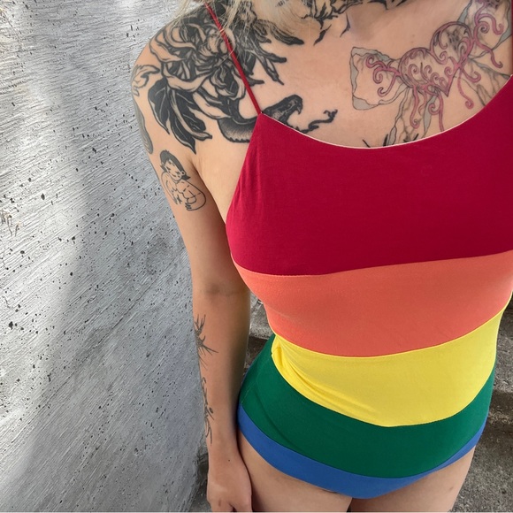 Rainbow stripes one piece bodysuit with adjustable straps - Picture 2 of 7